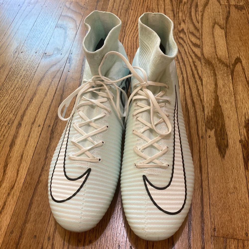 Nike CR7 Cleats